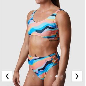 Born Primitive ripple bikini top and sandbar bikini bottoms. NWT